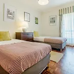 דירה Telheiras Classic Retreat ליסבון