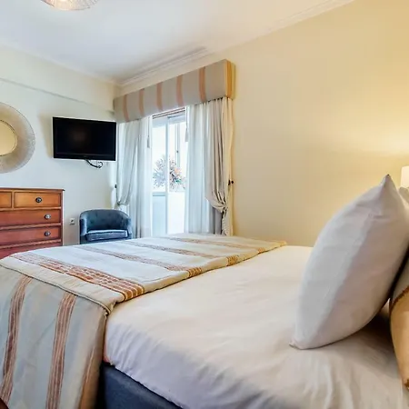 Telheiras Comfortable Apartment Lisbon