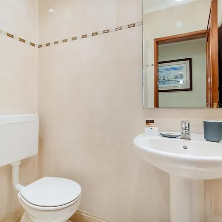 Telheiras Classic Retreat Appartement Lissabon